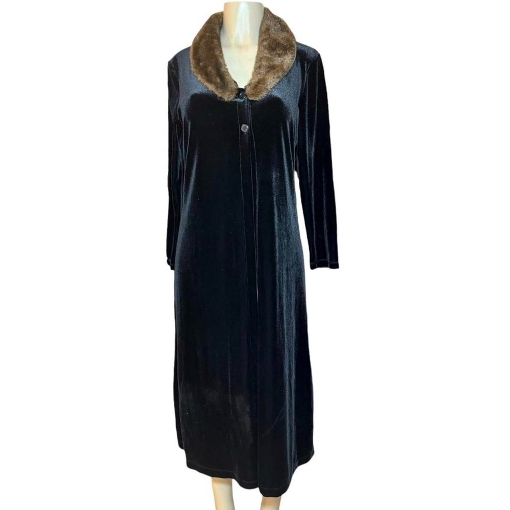 Super Rare vintage Style & Co velvet coat with faux fur collar size small